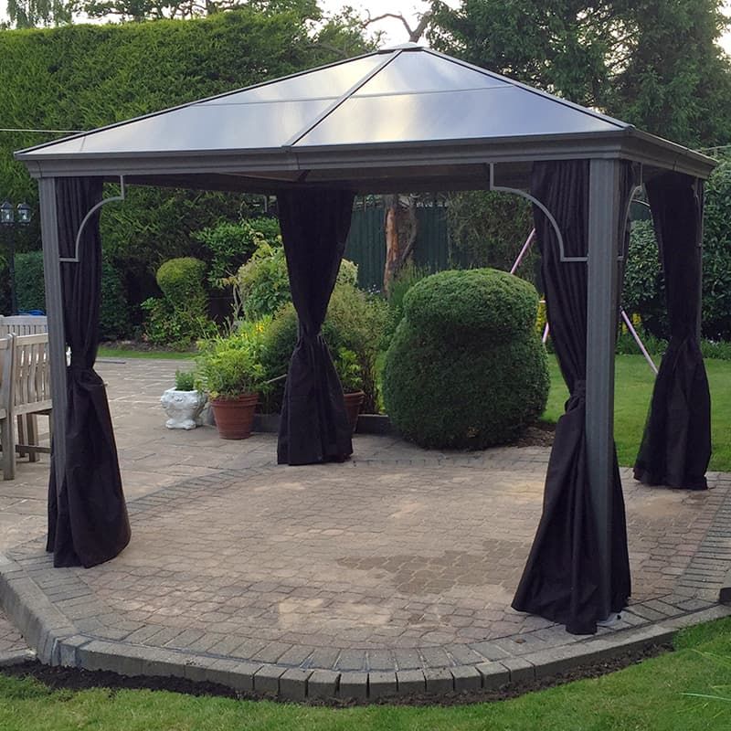 Polycarbonate Roof Gazebo 2.5m x 2.5m with Curtains