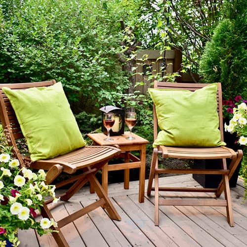 Garden Chairs & Seating