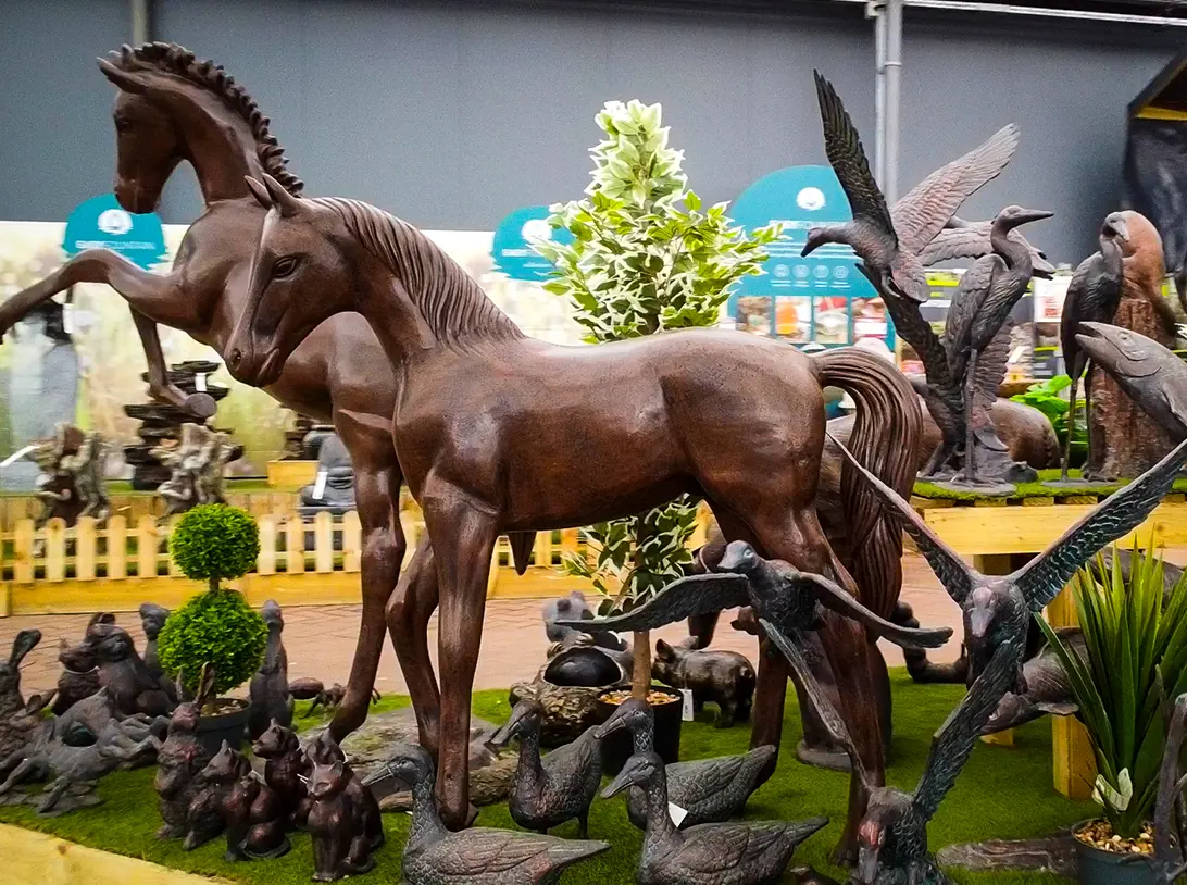 Garden statues and features store
